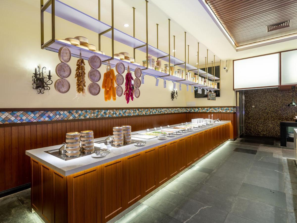 Hotel Wyndham Hongqiao-near Necc Shanghai