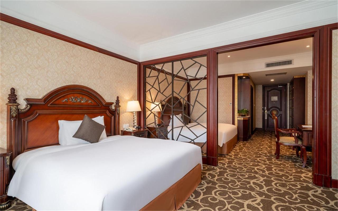 Hotel Wyndham Hongqiao-near Necc