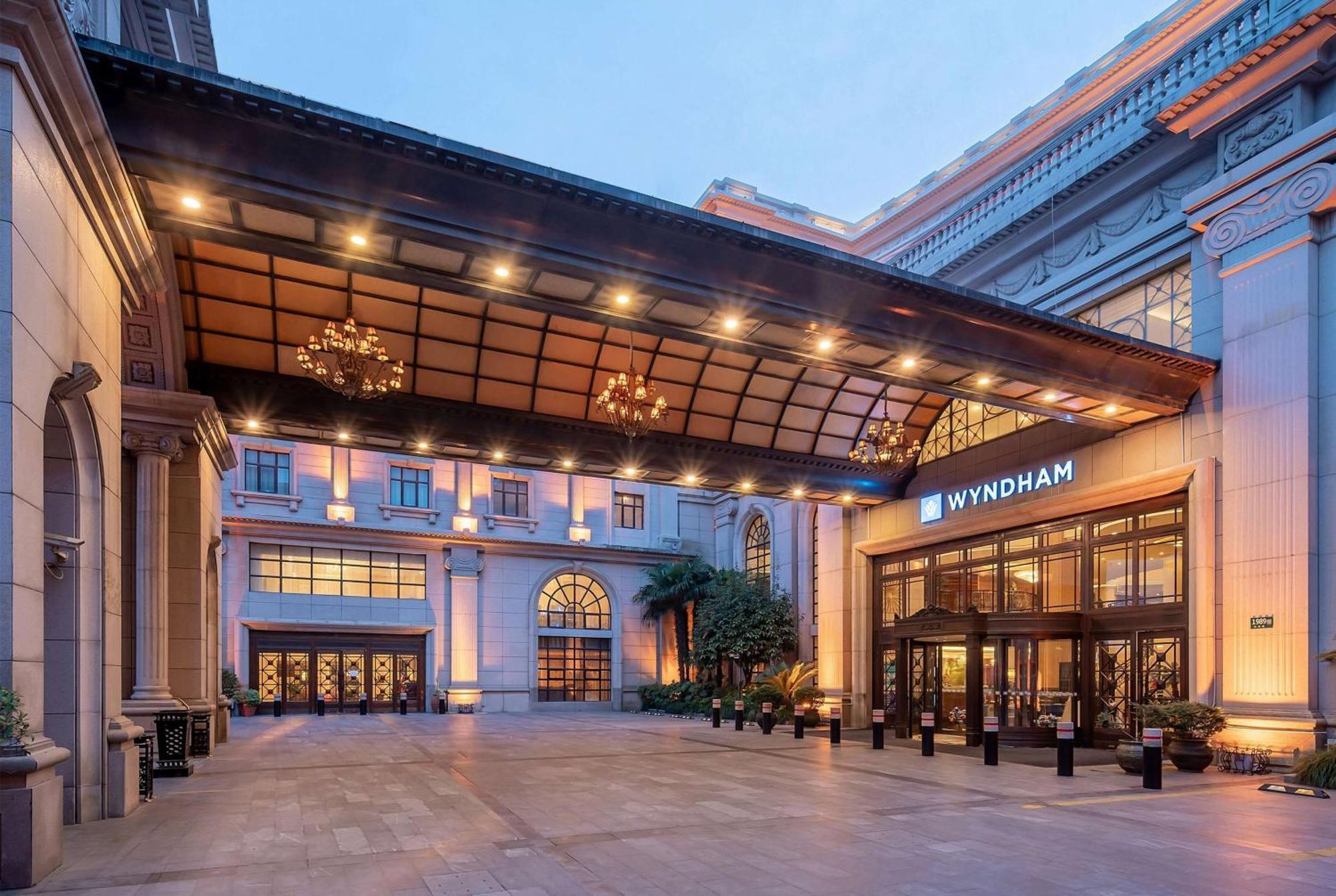 Wyndham Hongqiao-near Necc