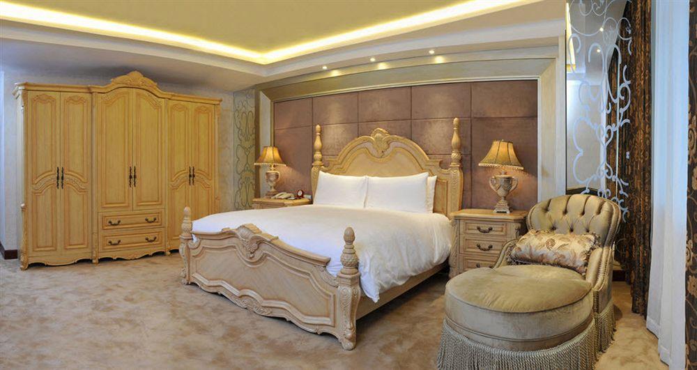 Wyndham Hongqiao-near Necc Hotel 5*